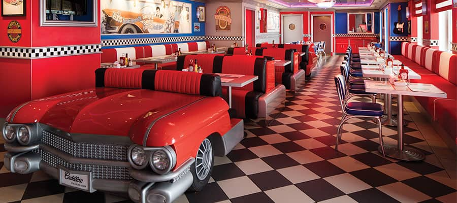 Cadillac Diner para deleitarse con platos clásicos