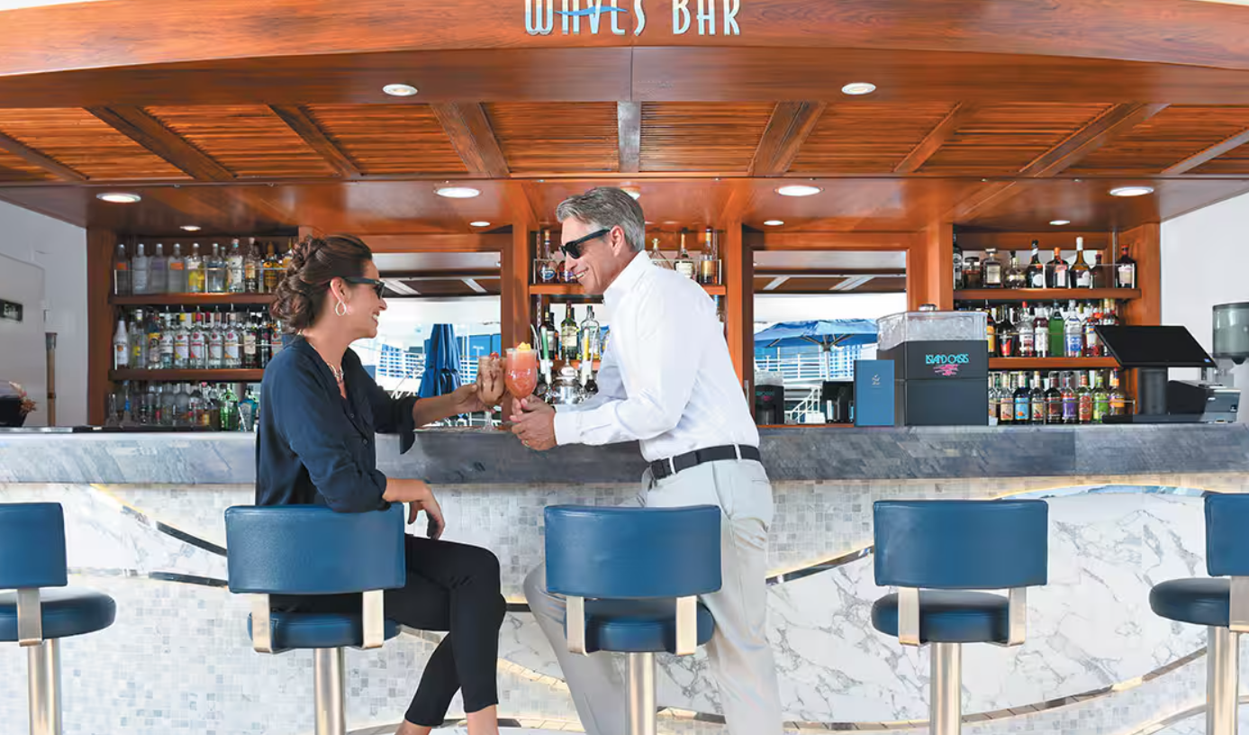Waves Bar