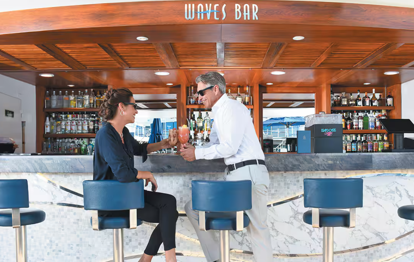 Waves Bar