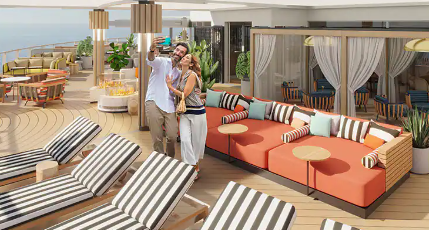 Outdoor Lounge